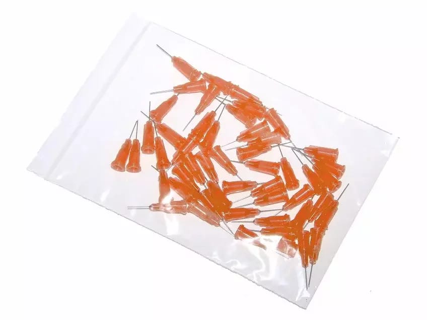 Lepené dávkovacie ihly s nerezovou kanylou 12,7mm oranžovo-žlutá 15G 50ks