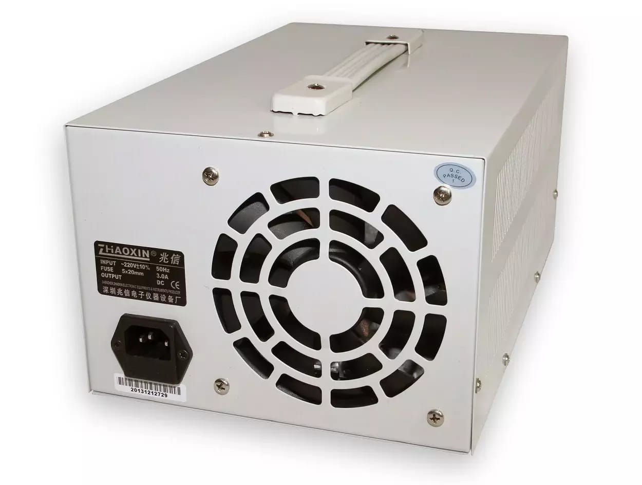 Laboratórny zdroj RXN-3010D 0-30V/10A – 2