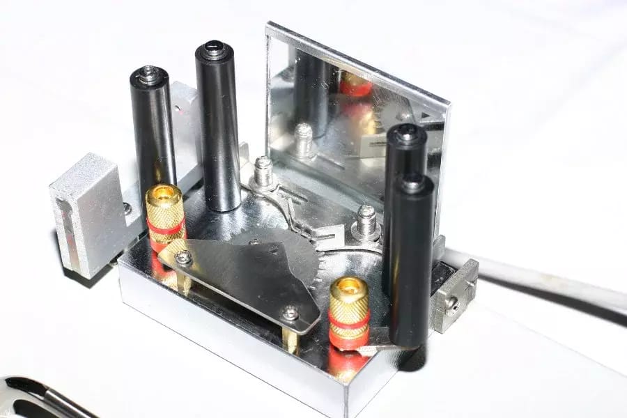 Zariadenie pre počítanie SMD súčiastok typ L-320 – 2